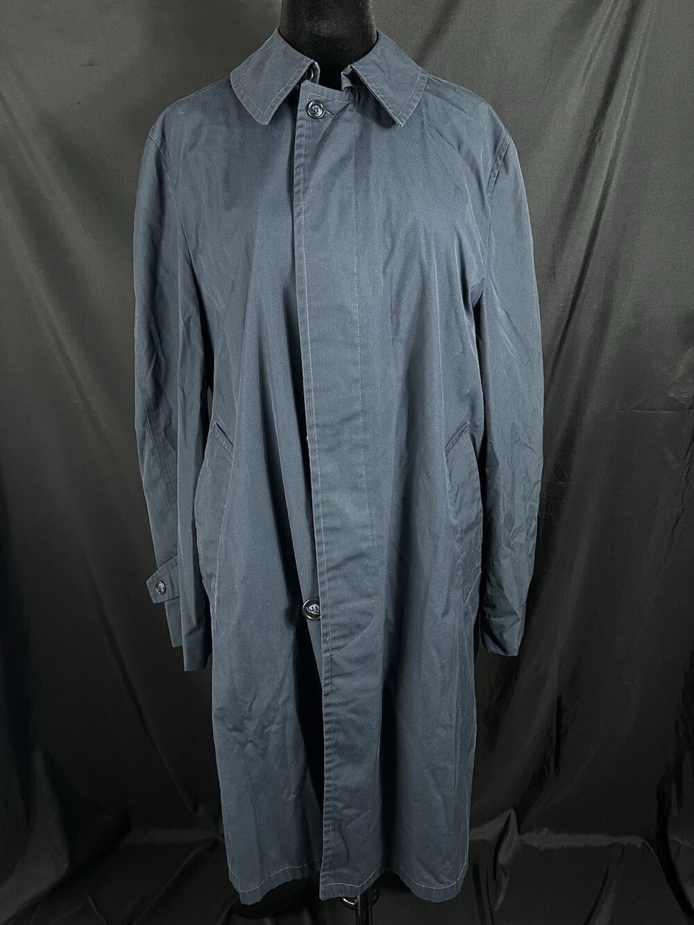Vintage Sterlingwear of Boston All Weather Coat 40R Made in USA Navy Blue
